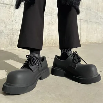 Erkekler Büyük Ayak Çizmeler Siyah Deri Kauçuk Sportif Platformu Lace Up Yükseltilmiş Düşük Topuk Ayakkabı Enjeksiyon Sokak Tarzı Artı Boyutu Mokasen