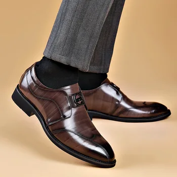 Erkekler Elbise Ayakkabı Patent Deri Brogue Ayakkabı Erkek Resmi Düğün Parti Ofis Ayakkabı Erkekler Oxfords erkek resmi ayakkabı Moccasins Ayakkabı