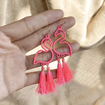 Kayıp Bayan sıcak satış yaratıcı moda içi boş Flamingo uzun Püskül bayanlar küpe takı toptan