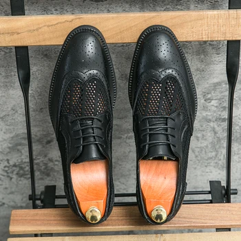 Moda Lüks erkek hakiki deri ayakkabı Oyulmuştur rahat ayakkabılar Iş Ofis Ziyafet Ayakkabı Yaz Nefes Alabilirlik